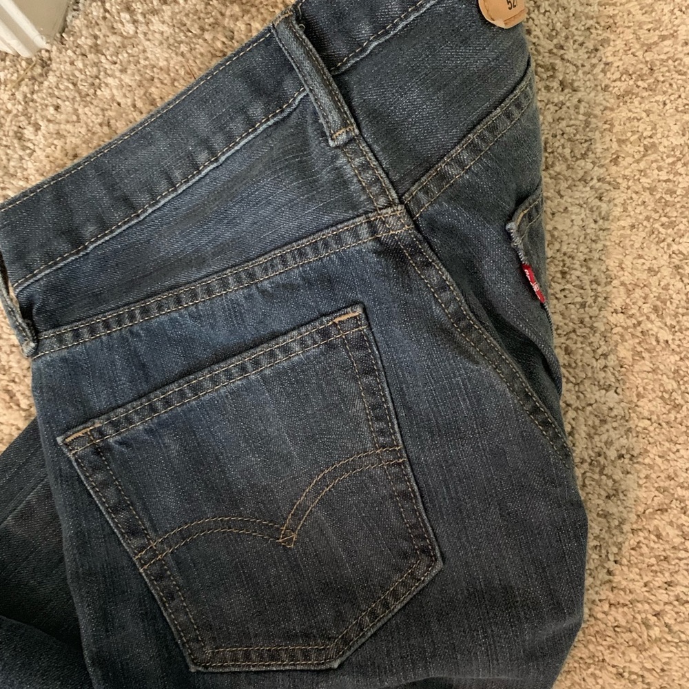 Levi’s - Picture 2 of 3